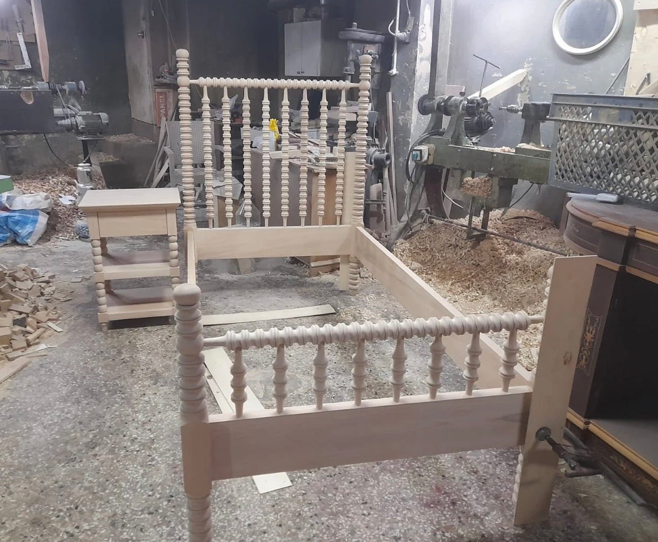 Customizable Jenny Lind Spindle Bed Custom Size and Color ürününün kopyası - Kids Wood Store