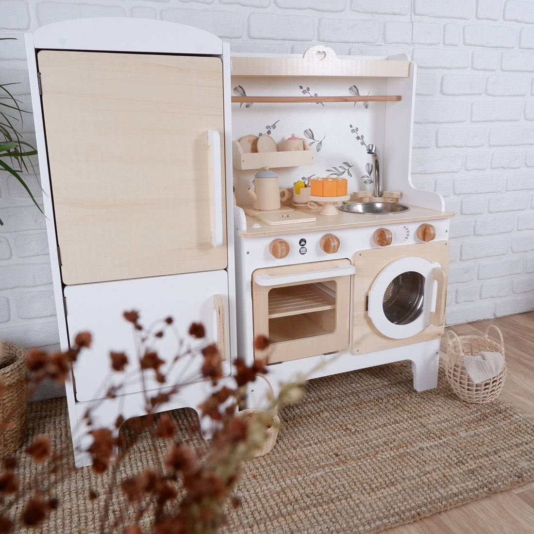 Wooden Play Kitchens: An Educational and Fun Play Area for Kids – Kids ...