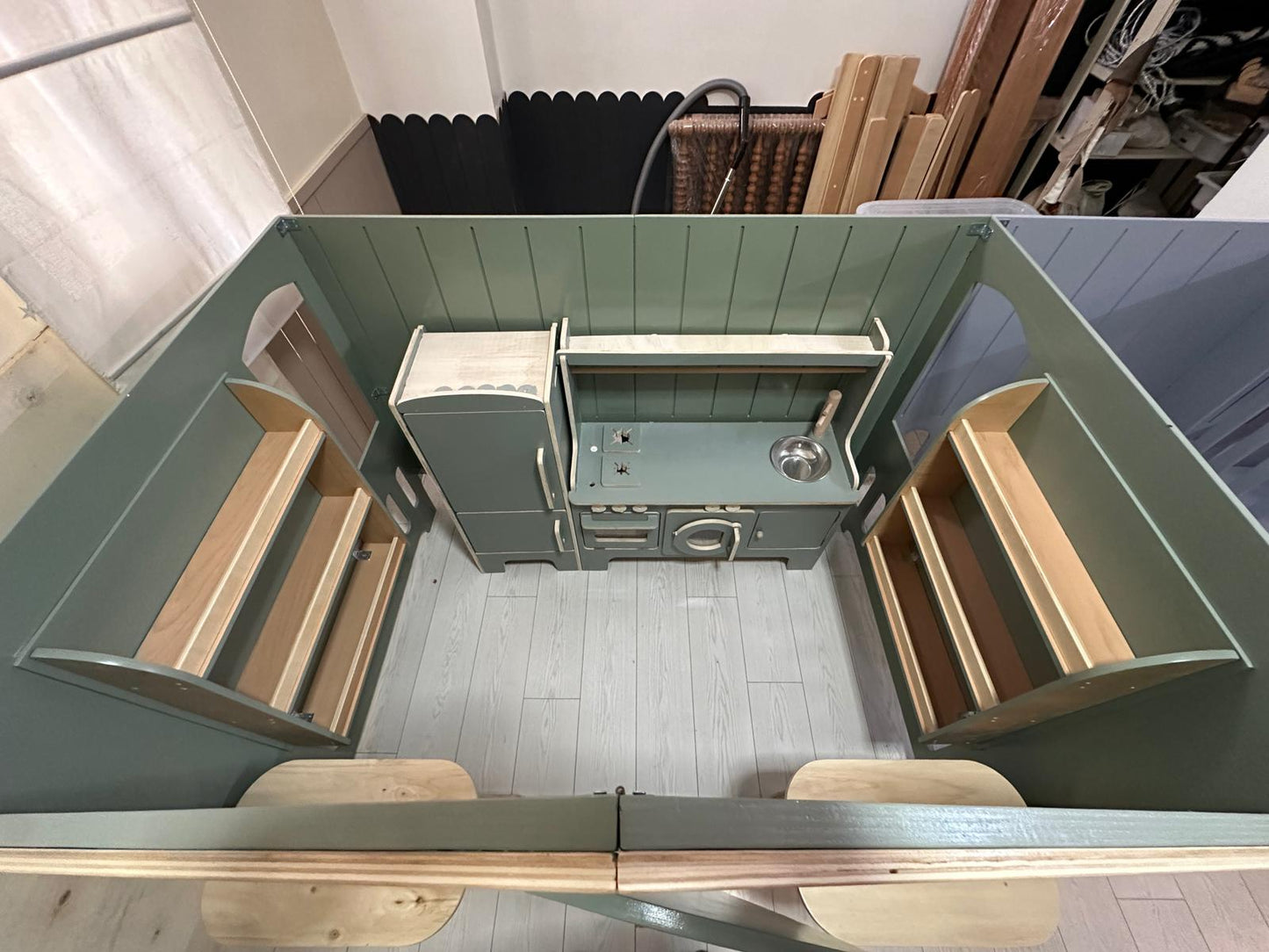 6-Piece Wooden Playhouse Village — SOLD! CAN BE REQUESTED AGAIN !  The product shown in the video is completely finished.  For special designs, please write to us.