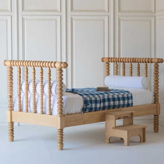 Handmade spool bed - Jenny Lind Spindle Bed Custom Size and Color