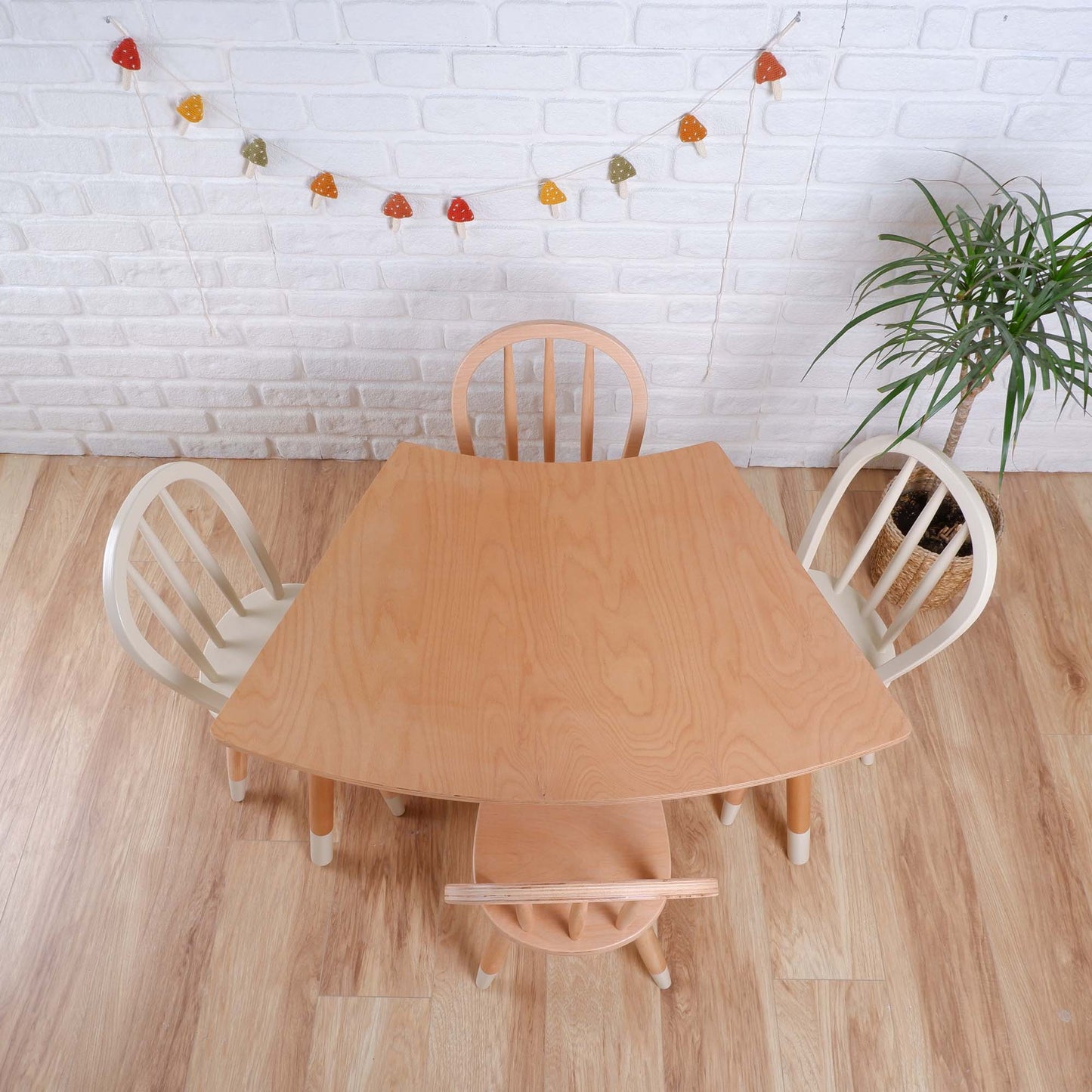 Ahşap Çocuk Masası, Çocuk Sandalyesi ve Çocuk Tezgahı Takımı Özelleştirilebilir