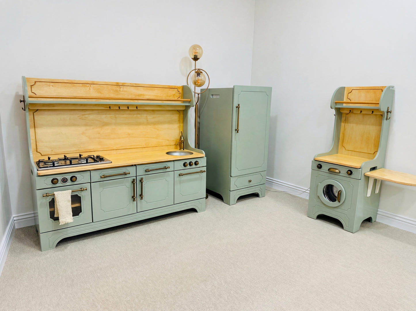 Pinnacle of Quality : Custom-Designed Wooden Play Kitchens