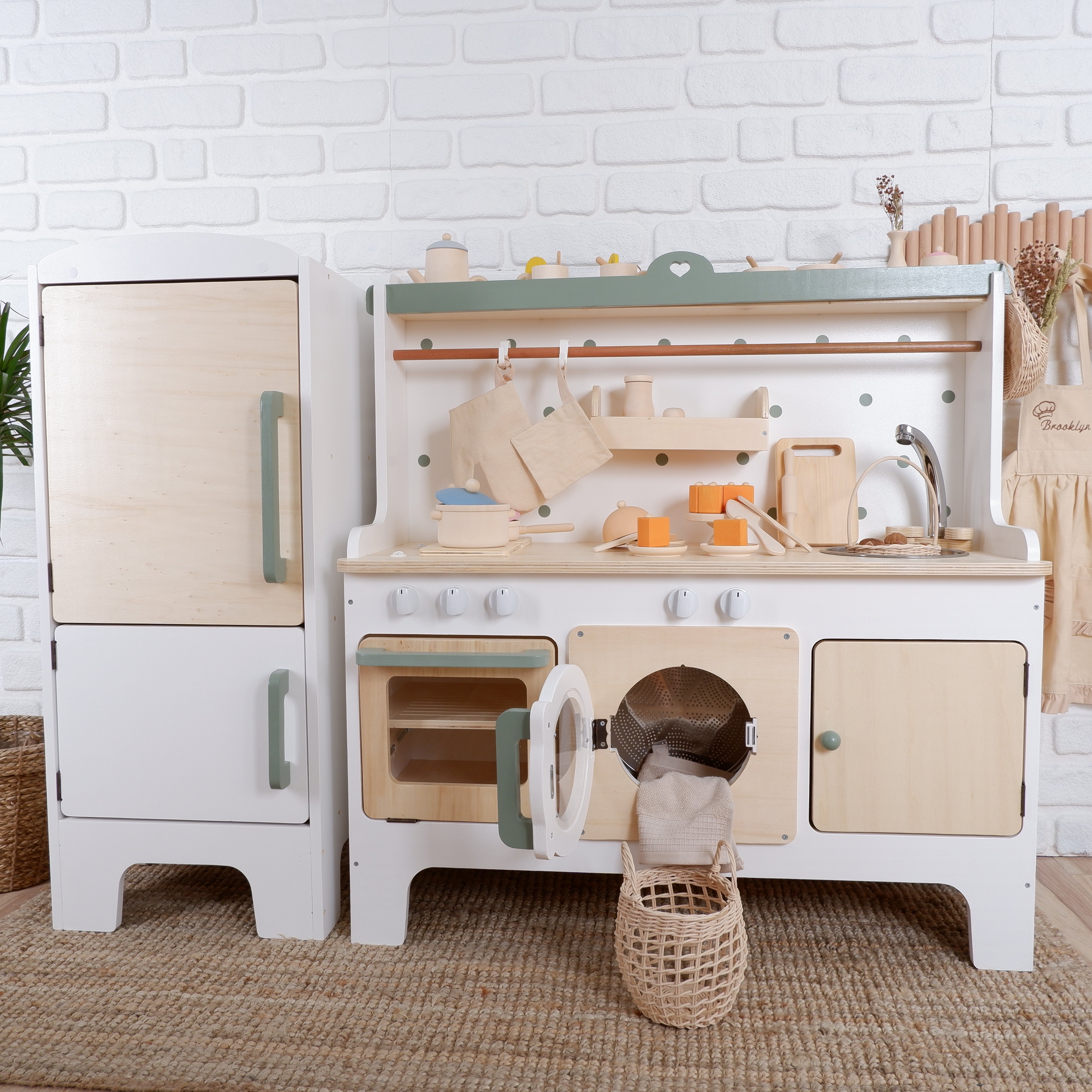 Play kitchen clearance set in store