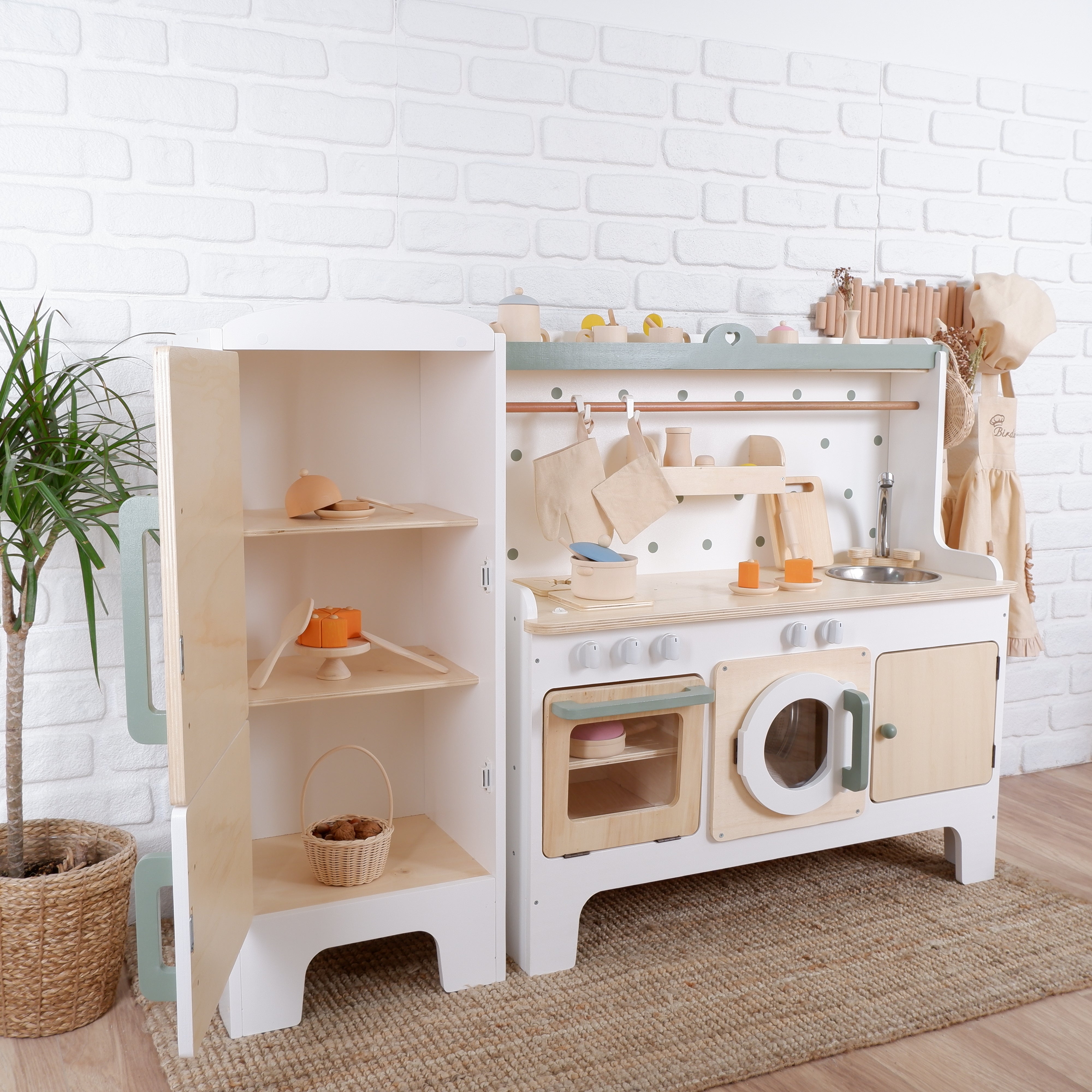 Elc wooden deals play kitchen