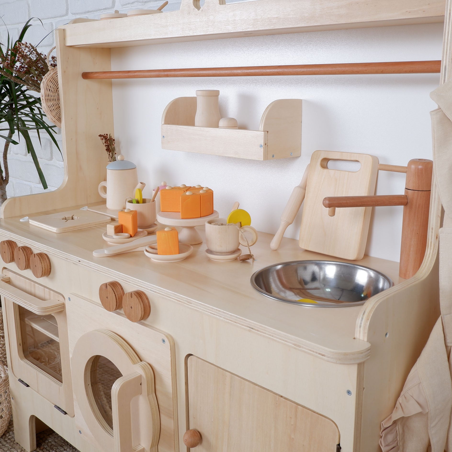 Natural wood play kitchen online