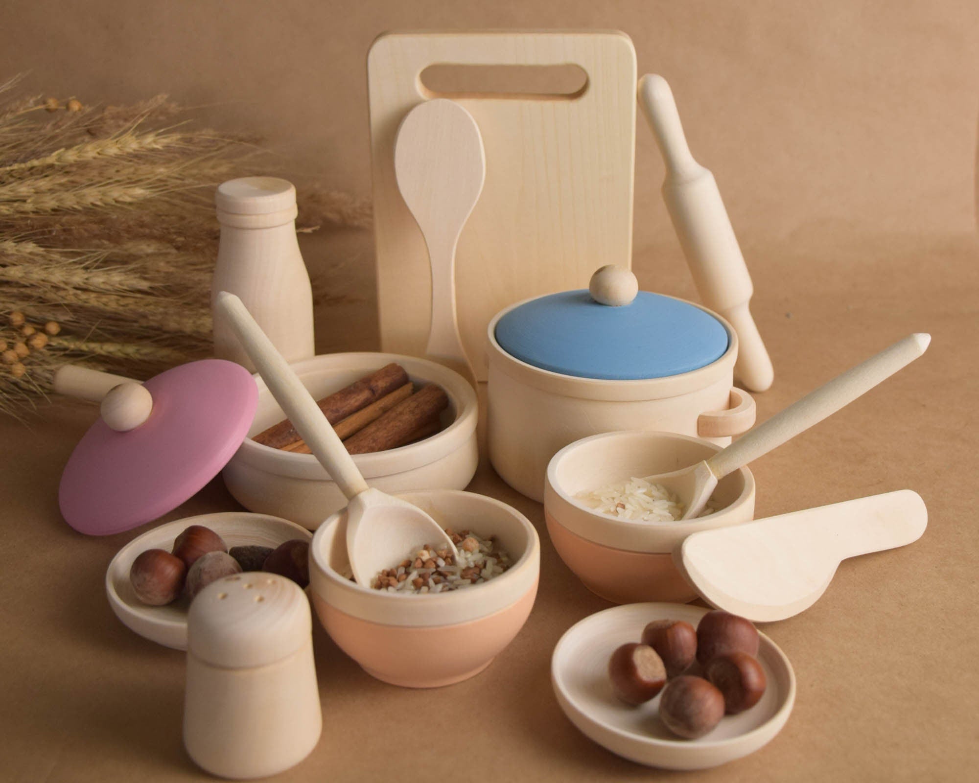 Wooden toy cheap pots and pans